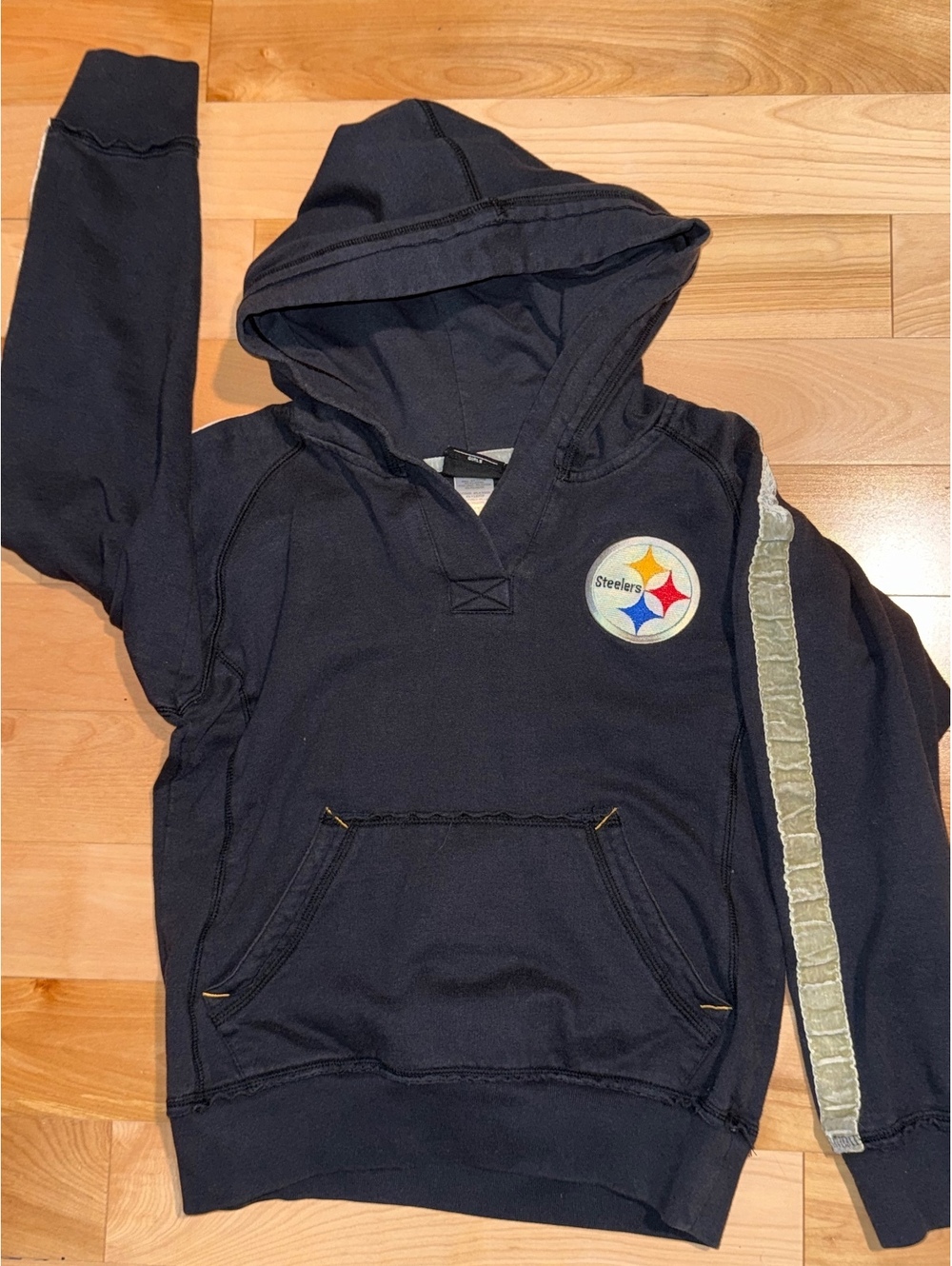 NFL Youth Team Apparel Pittsburgh Steelers Black Pullover Hoodie